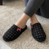 PNP-Pantuflas Negras Puntos 04 Pantuflas Lunara Feet